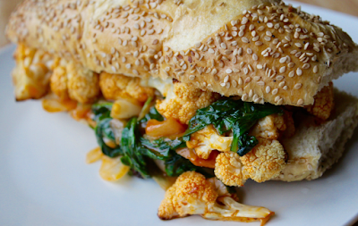 Острый бутерброд с цветной капустой Баффало