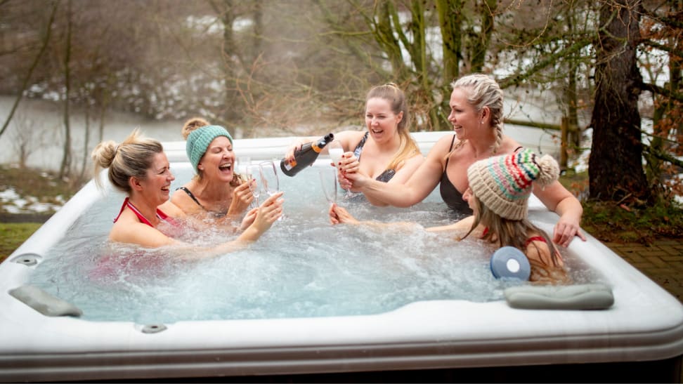 4 toasty tips for setting up your hot tub in winter