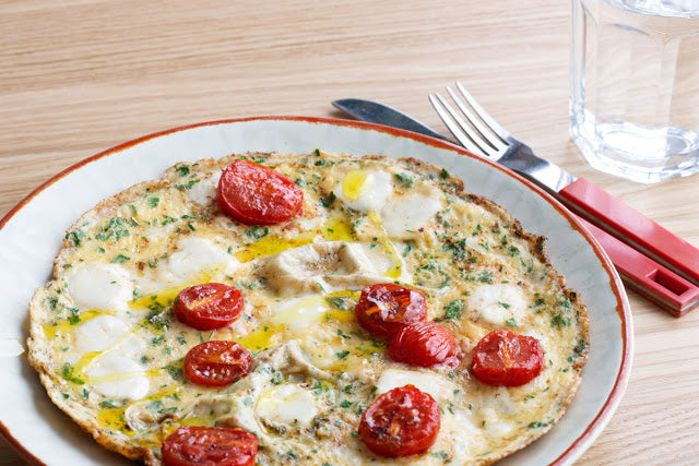 Cheese, can be part of a low carb lifestyle : Three recipe suggestions