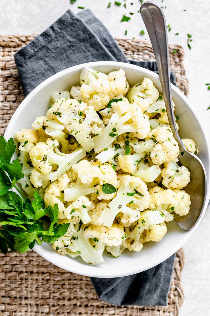 Simple Steamed Cauliflower with Herbs