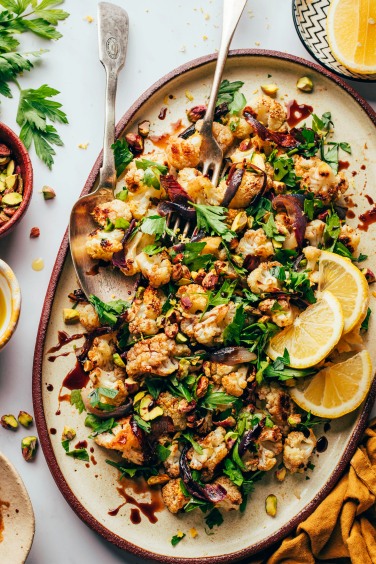 VIBRANT ROASTED CAULIFLOWER SALAD (MIDDLE EASTERN-INSPIRED)