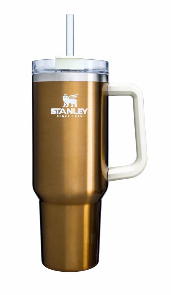 This Reusable Tumbler With a 30,000 Person Waitlist Is Back in Stock—And Has a Lifetime Warranty