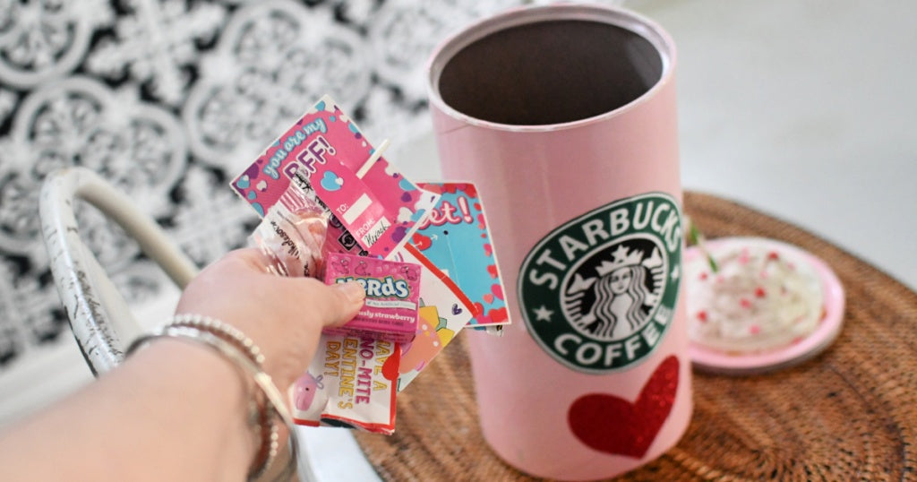 Turn an Oatmeal Container Into a Starbucks Frappuccino Valentine’s Day Box!